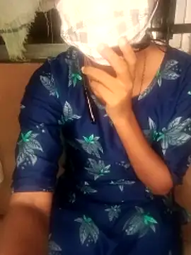 Snapshot of Nisha_kannada1 chatting on 12/22/25, 05:32 Nisha kannada1 online show from 12/22/25, 05:32