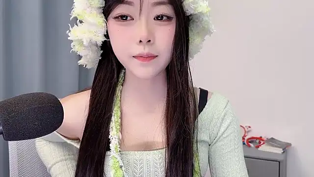 smalldaisy online show from 03/22/26, 02:26