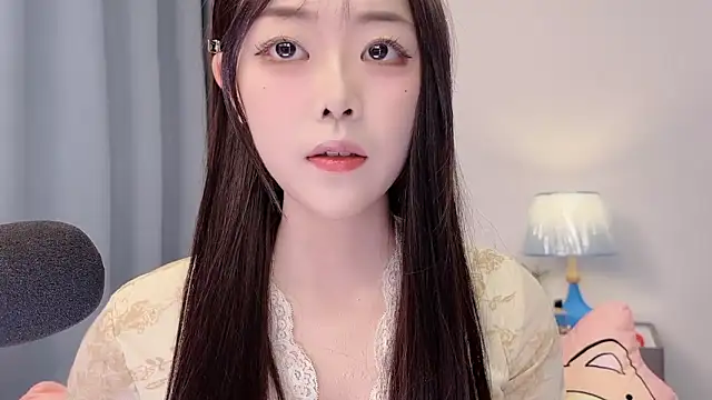 smalldaisy online show from 04/09/26, 02:22