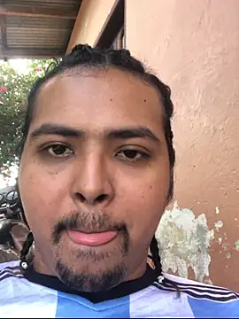 Snapshot of Mia_sophia6 chatting on 12/22/25, 07:00 Mia sophia6 online show from 12/22/25, 07:00