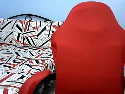 Snapshot of celine_margo chatting on 12/26/24, 08:28 celine margo online show from 12/26/24, 08:28