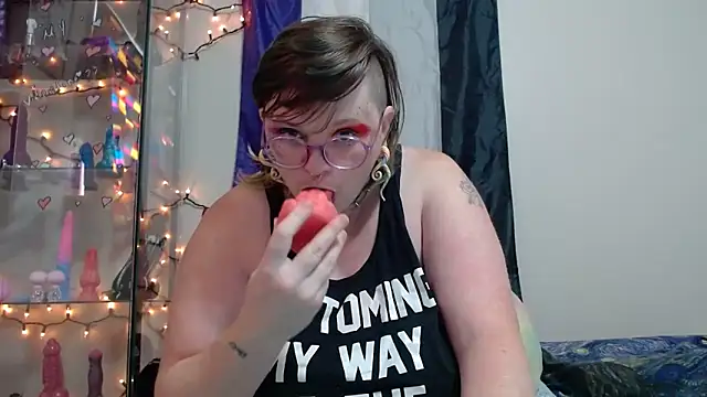 Snapshot of Pupghostt chatting on 06/07/26, 12:53 Pupghostt online show from 06/07/26, 12:53