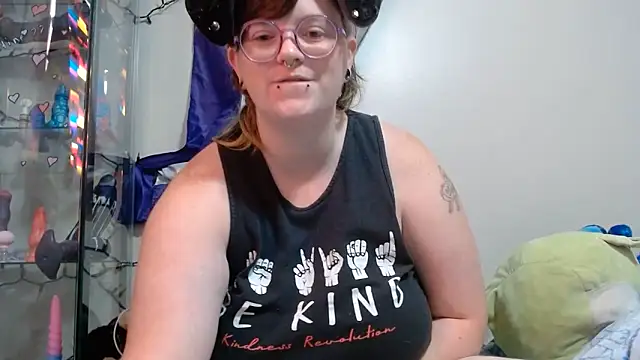 Snapshot of Pupghostt chatting on 06/15/26, 12:18 Pupghostt online show from 06/15/26, 12:18