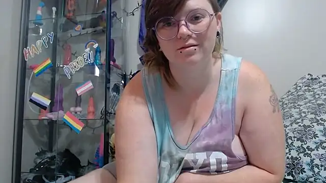 Snapshot of Pupghostt chatting on 07/05/26, 01:18 Pupghostt online show from 07/05/26, 01:18