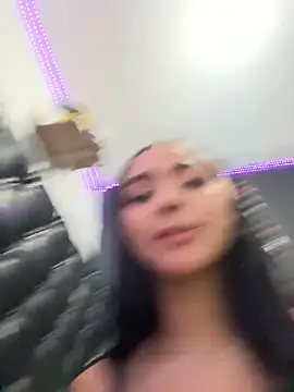 ManuelaEvans  online show from 02/09/26, 09:52