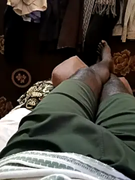 Snapshot of Tamilpaiyan07 chatting on 02/06/26, 03:44 Tamilpaiyan07 online show from 02/06/26, 03:44