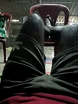 Snapshot of Tamilpaiyan07 chatting on 02/19/26, 02:29 Tamilpaiyan07 online show from 02/19/26, 02:29