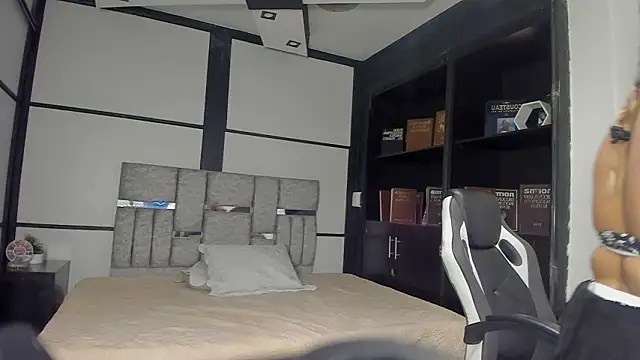 Snapshot of AmbarBrownn_ chatting on 03/02/26, 08:15 AmbarBrownn online show from 03/02/26, 08:15