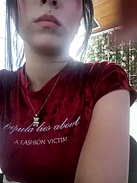 Snapshot of Vane_Lope1 chatting on 12/19/25, 08:49 Vane Lope1 online show from 12/19/25, 08:49