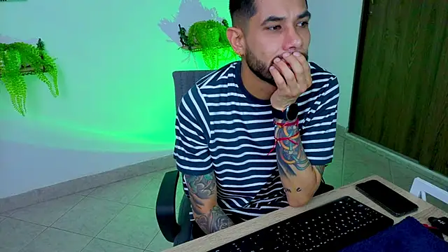 RexLive Medusa online show from 12/20/25, 02:24