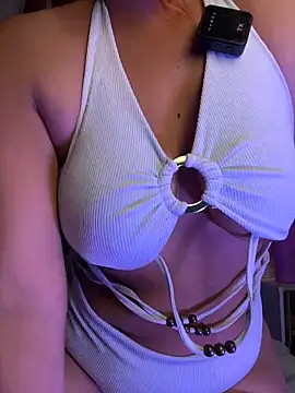 Violetta Moretti online show from 03/26/26, 01:33