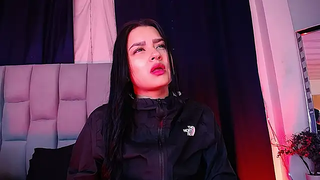 Emilyy05  online show from 02/01/26, 03:16