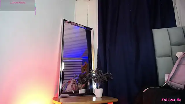 Emilyy05  online show from 03/01/26, 03:19