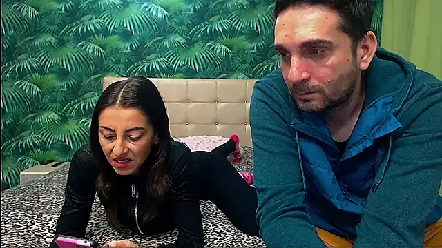 Snapshot of Stella_John chatting on 01/06/25, 05:52 Stella John online show from 01/06/25, 05:52