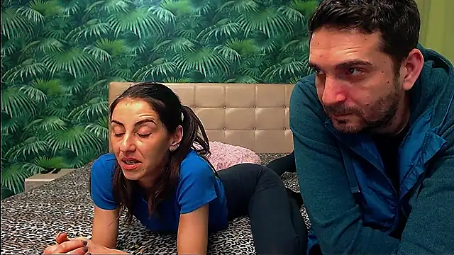 Snapshot of Stella_John chatting on 01/08/25, 05:27 Stella John online show from 01/08/25, 05:27