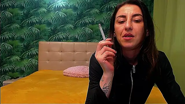 Snapshot of Stella_John chatting on 01/27/25, 08:07 Stella John online show from 01/27/25, 08:07