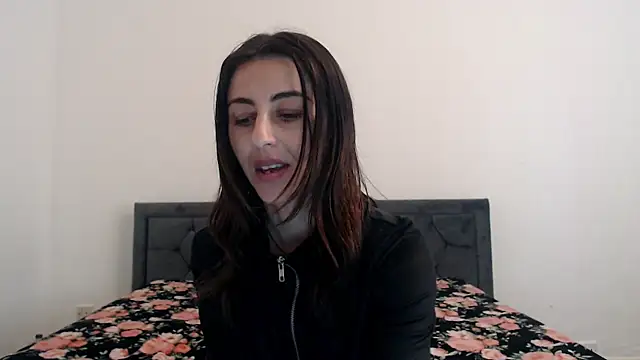 Snapshot of Stella_John chatting on 03/17/25, 08:18 Stella John online show from 03/17/25, 08:18