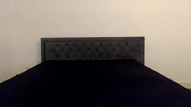 Snapshot of Stella_John chatting on 03/19/25, 04:47 Stella John online show from 03/19/25, 04:47