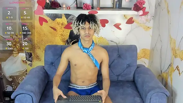 Victor LatinBoy online show from 02/17/26, 03:03