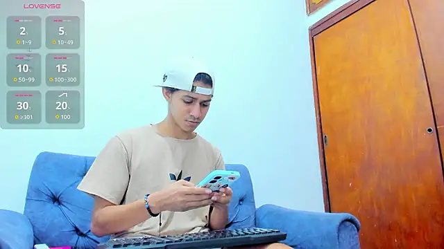 Victor LatinBoy online show from 03/09/26, 03:21