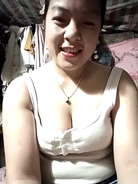 Snapshot of Lucky_cutee chatting on 05/10/26, 11:54 Lucky cutee online show from 05/10/26, 11:54