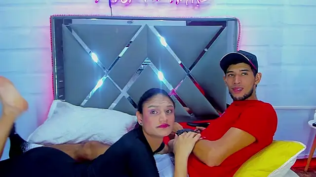 Snapshot of UnitedSoul chatting on 12/21/25, 06:42 UnitedSoul online show from 12/21/25, 06:42