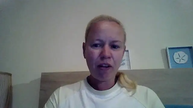 jennyblondeuk online show from 04/18/26, 07:07