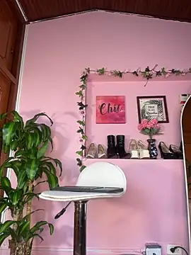  zoe bakerr online show from 04/22/26, 03:57