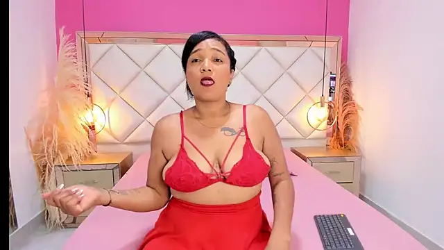 Sara Cherry  online show from 12/20/25, 11:56