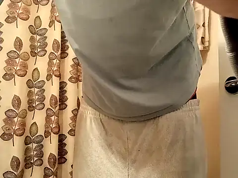 Snapshot of ViciouzzD chatting on 02/22/26, 07:56 ViciouzzD online show from 02/22/26, 07:56