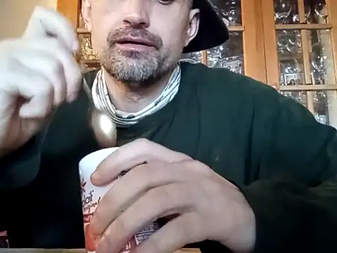 Snapshot of ViciouzzD chatting on 03/01/26, 10:01 ViciouzzD online show from 03/01/26, 10:01