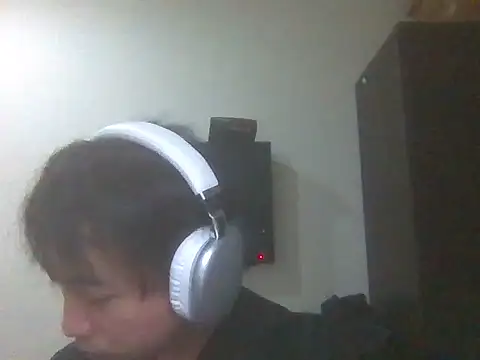 AJIJI1010 online show from 12/21/25, 05:31