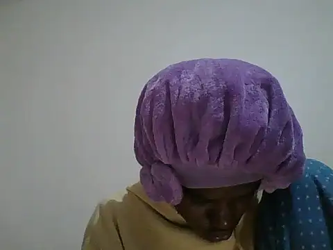 Snapshot of Sexxy_paid chatting on 02/17/26, 05:04 Sexxy paid online show from 02/17/26, 05:04