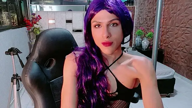 CarolineJesh online show from 12/23/25, 02:53