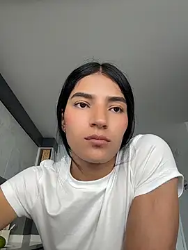 Ema Rose  online show from 07/09/26, 09:08