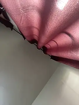 jujuarantes  2026 online show from 02/04/26, 12:33