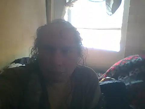Snapshot of karelyruiz15 chatting on 01/10/26, 06:53 karelyruiz15 online show from 01/10/26, 06:53