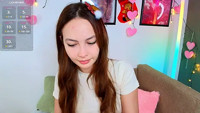 Adele Farrell online show from 12/23/25, 01:58