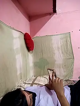 Desipari 777 online show from 04/23/26, 01:13