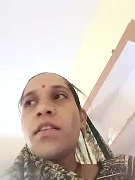 Karishma singh online show from 02/22/26, 09:08