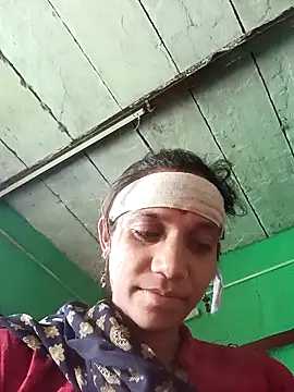 Karishma singh online show from 04/23/26, 01:51