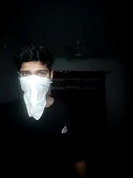 Snapshot of xrealcam699 chatting on 01/17/26, 06:22 xrealcam699 online show from 01/17/26, 06:22