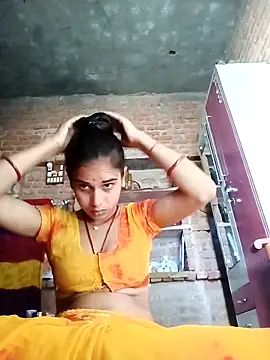 Fency Love143 online show from 02/15/26, 07:38