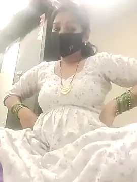 ritu7755 online show from 04/05/26, 03:53