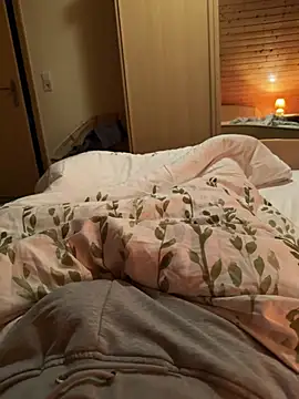 SecretCouple23 online show from 04/28/26, 07:41