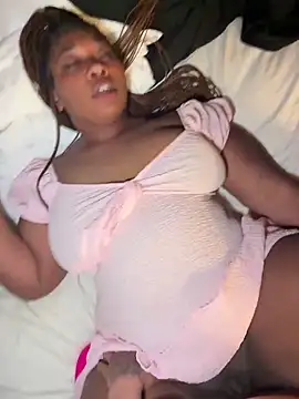 Ghoulsnooze 19 online show from 04/28/26, 02:27