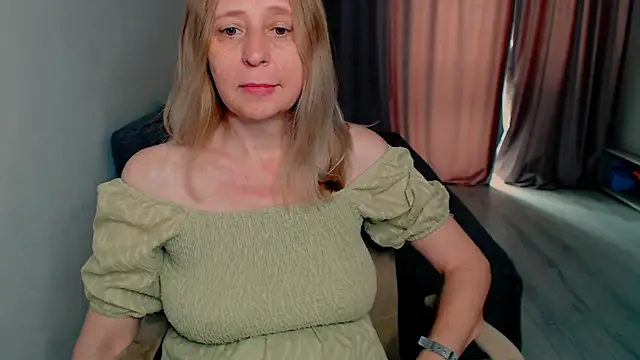 MiLenaMilf online show from 06/09/26, 06:25