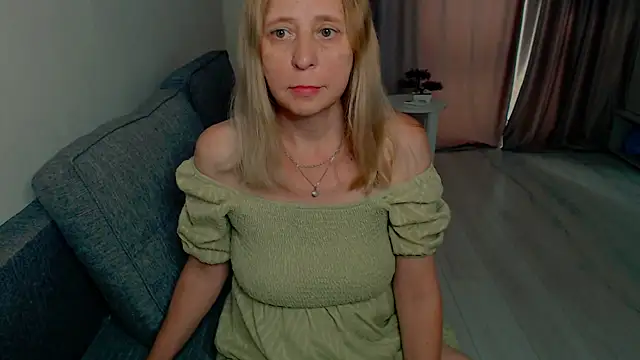 MiLenaMilf online show from 07/02/26, 07:25