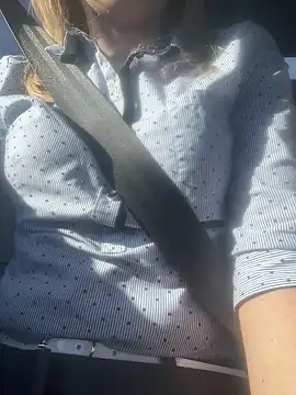 SexyMamiVee online show from 04/23/26, 02:30