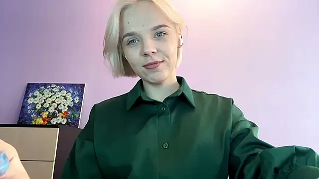 Scarlet cat online show from 12/22/25, 05:59